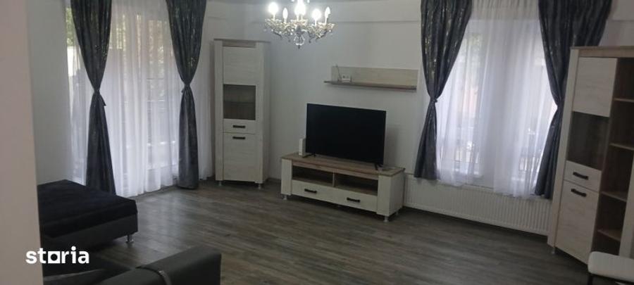 Apartament cu 2 camere, mobilat în Central