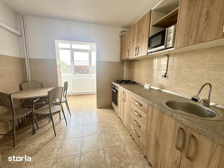 Inchiriez apartament 2 camere, Micalaca, Zona 300 - 7