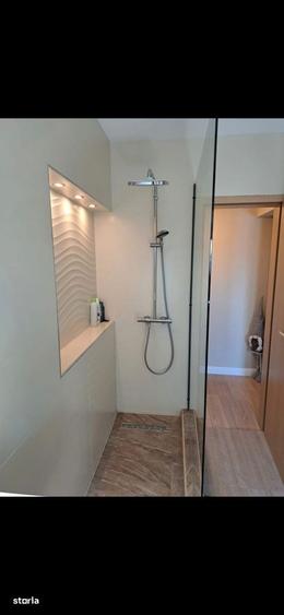 Apartament cu 4 camere decomandat în Ultracentral