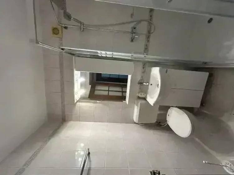 Apartament cu 3 camere decomandat în Drumul Taberei