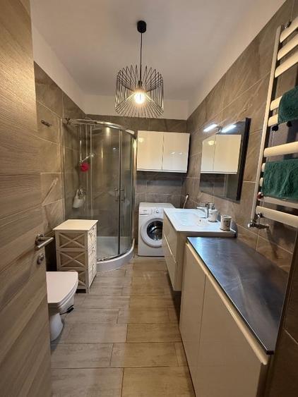 Apartament cu 2 camere semidecomandat, mobilat în Nord
