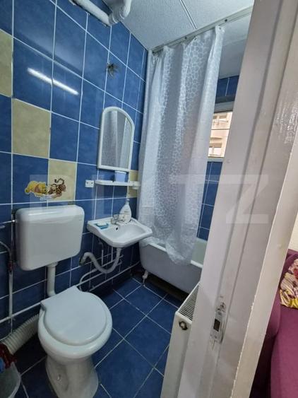 Apartament cu 2 camere semidecomandat, mobilat în Micro 1