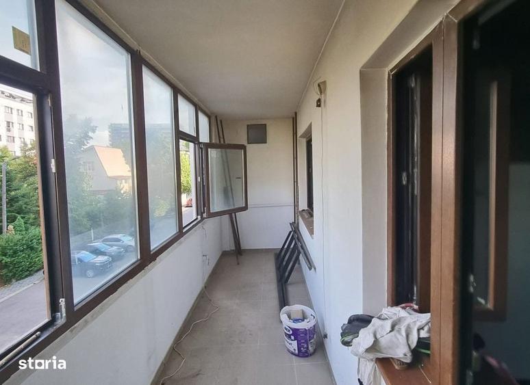 Apartament cu 2 camere decomandat în Nicolina