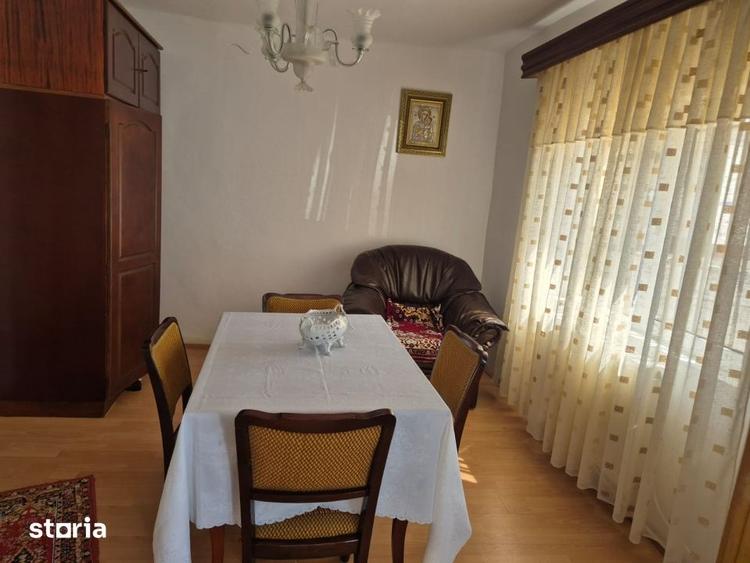 Casă cu 5 camere cu Teren 260 Mp în Hașdeu