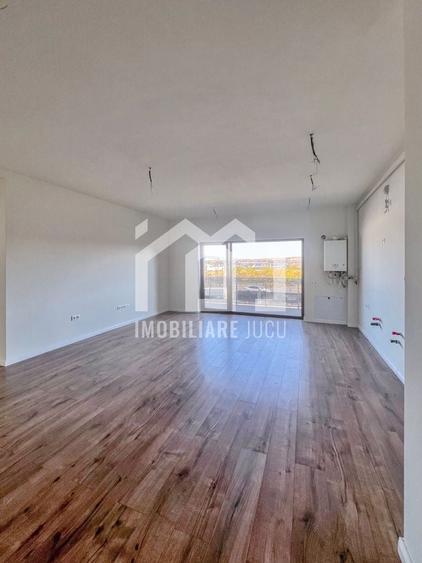 Apartament cu 3 camere semidecomandat în Jucu de Mijloc