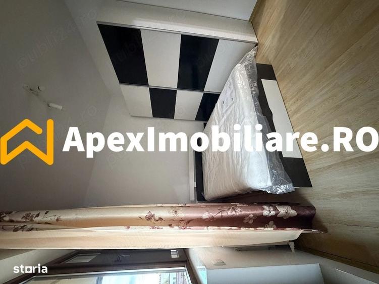 Apartament cu 3 camere semidecomandat în Rahova