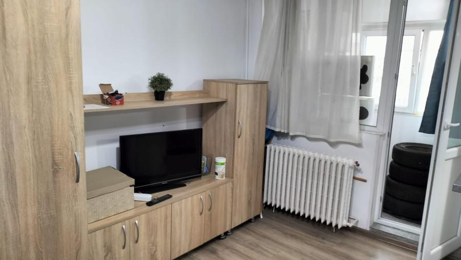 Garsonieră semidecomandată, mobilată în Lacul Tei