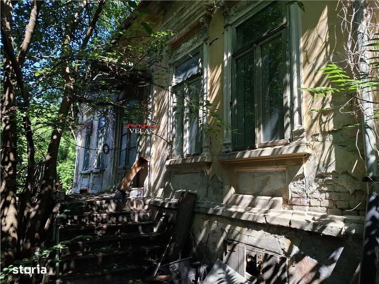 Casa Focsani parter+demisol, teren 840 mp, zona centru - 1