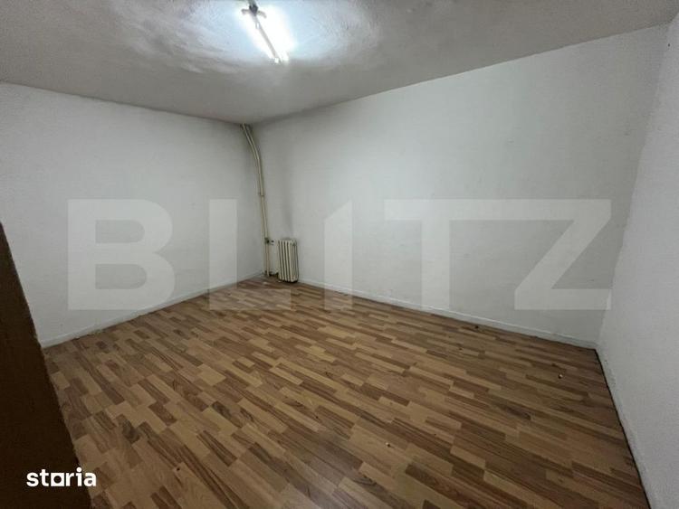 Spațiu comercial, de 467 mp, în Rogerius
