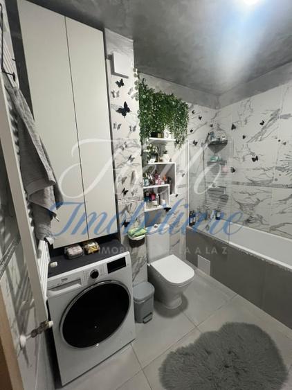 Apartament cu 2 camere semidecomandat, mobilat în Florești