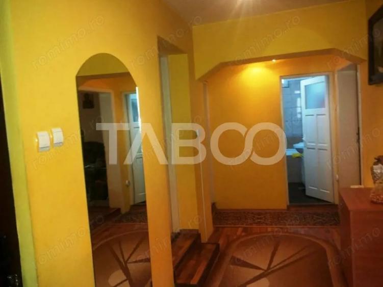Casă cu 4 camere cu Teren 554 Mp în Central
