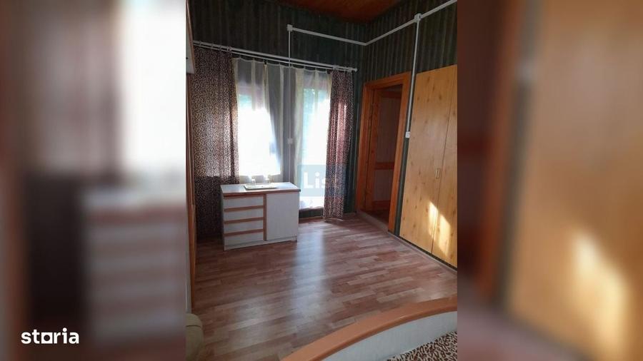 Casă cu 4 camere în Lepșa