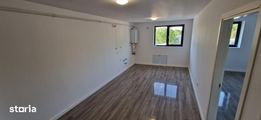Apartament cu 3 camere în Calea București