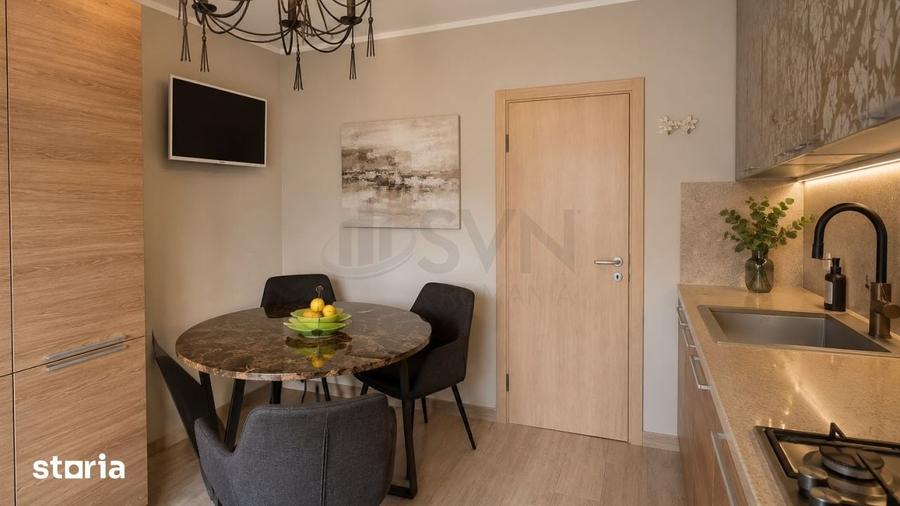 Apartament cu 4 camere decomandat în Victoriei