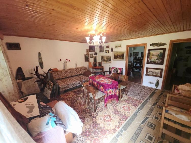 Casă cu Teren 803 Mp în Bistrița