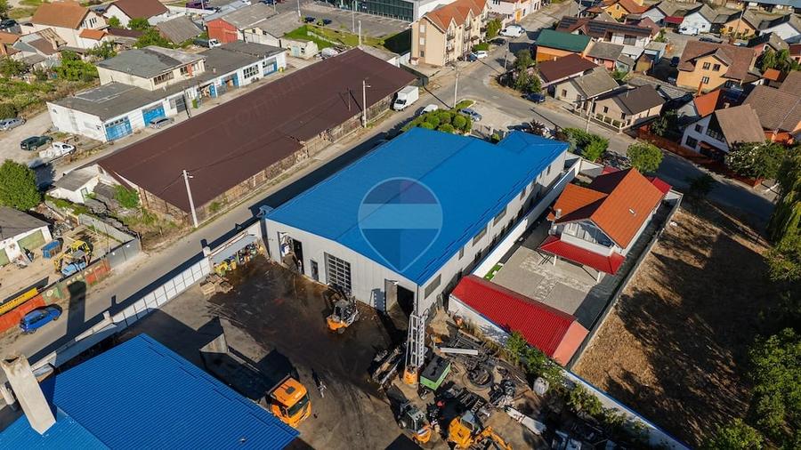 Spațiu comercial, de 1,400 mp, în Central