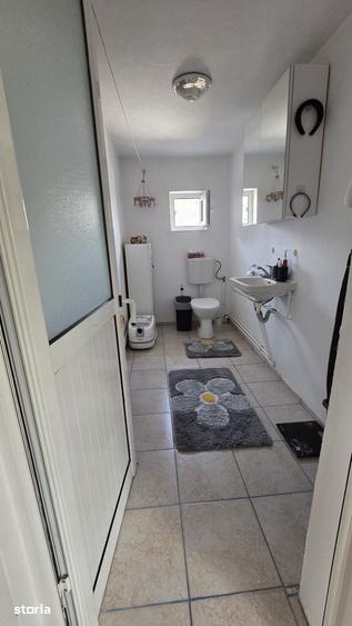 Casă cu 5 camere cu Teren 154 Mp în Central