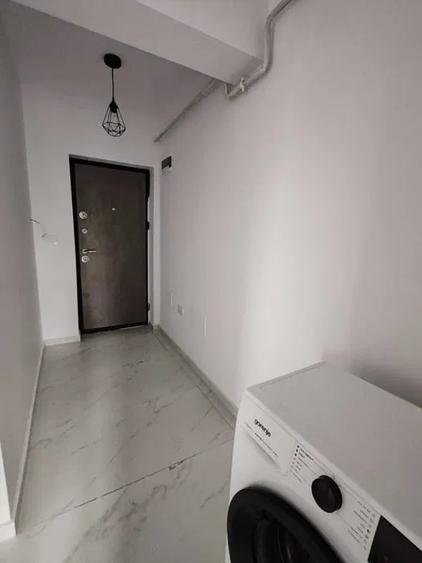 Apartament cu 2 camere decomandat în Vișani