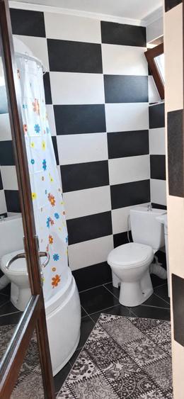Casă cu 2 camere cu Teren 239 Mp în Central