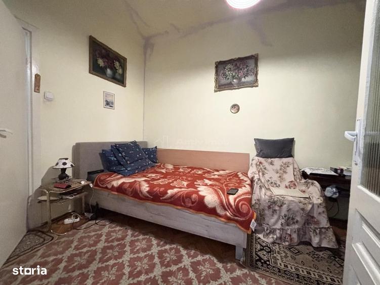 Casă cu 4 camere cu Teren 411 Mp în Central