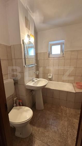 Apartament cu 3 camere decomandat, mobilat în Orăștie