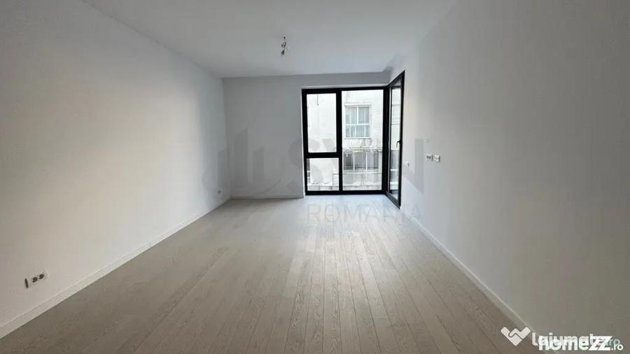 Apartament cu 2 camere semidecomandat în Herăstrău