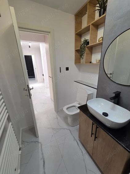 Apartament cu 4 camere decomandat în Ultracentral