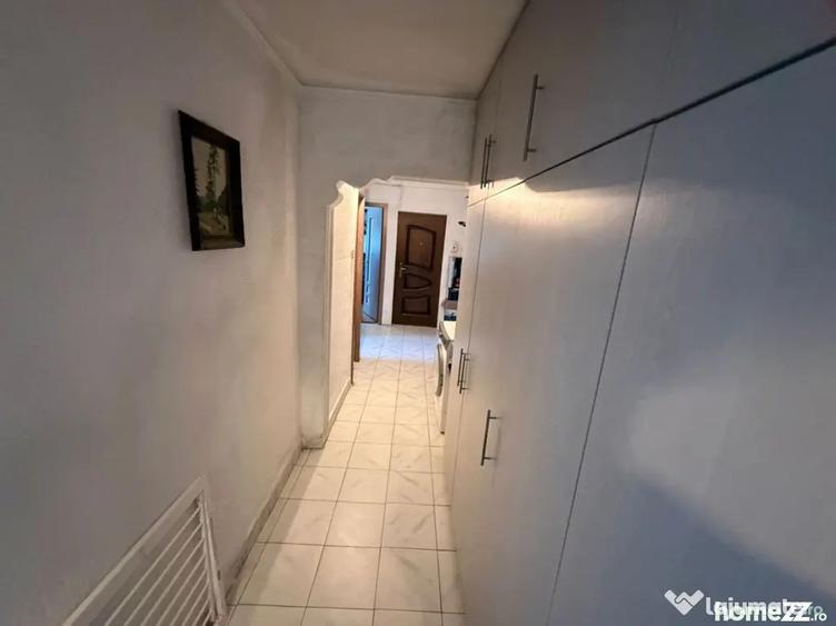 Apartament cu 3 camere decomandat în Tomis III