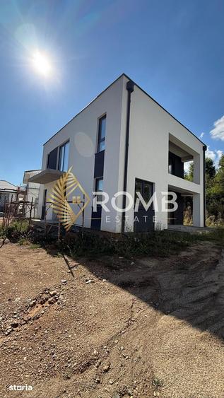 Casă cu 4 camere decomandat cu Teren 400 Mp în Sava