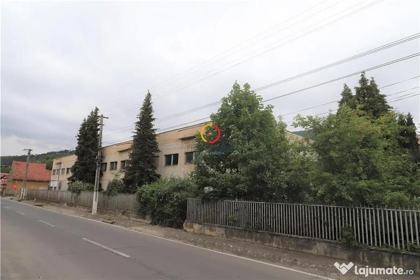 Spațiu comercial, de 3,725 mp, în Central