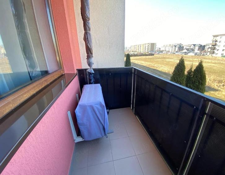 Garsonieră decomandată în Tractorul