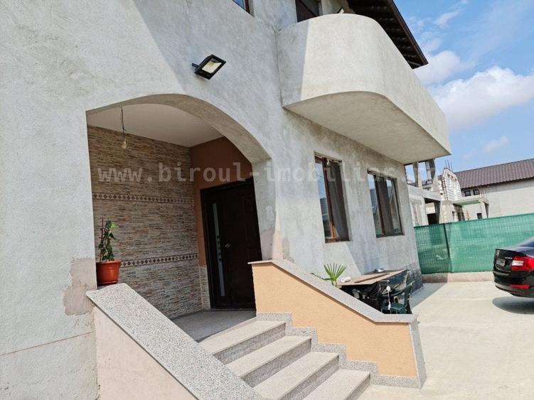 Casă cu 4 camere cu Teren 492 Mp în Cumpăna