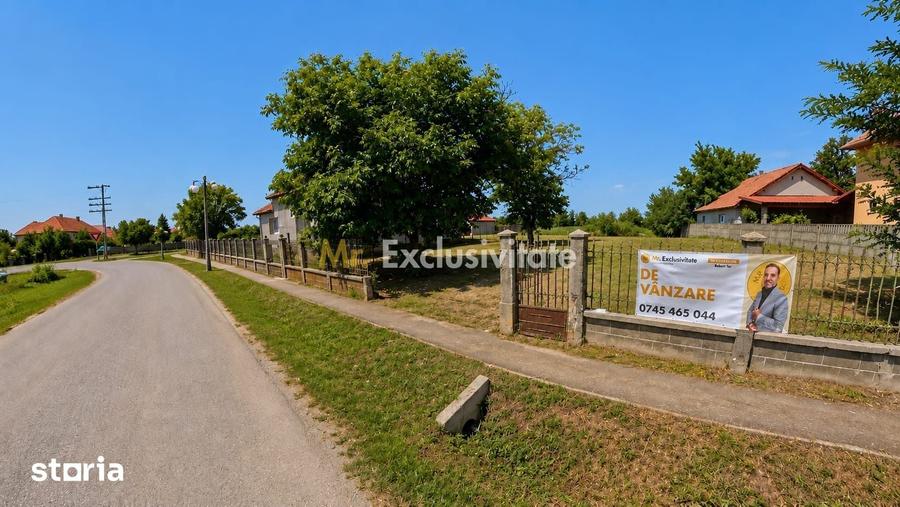 Teren de 2800 mp, în Doba
