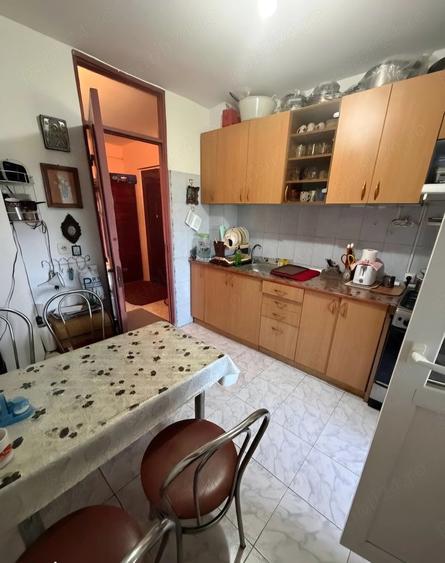 Apartament cu 2 camere decomandat în Cornitoiu