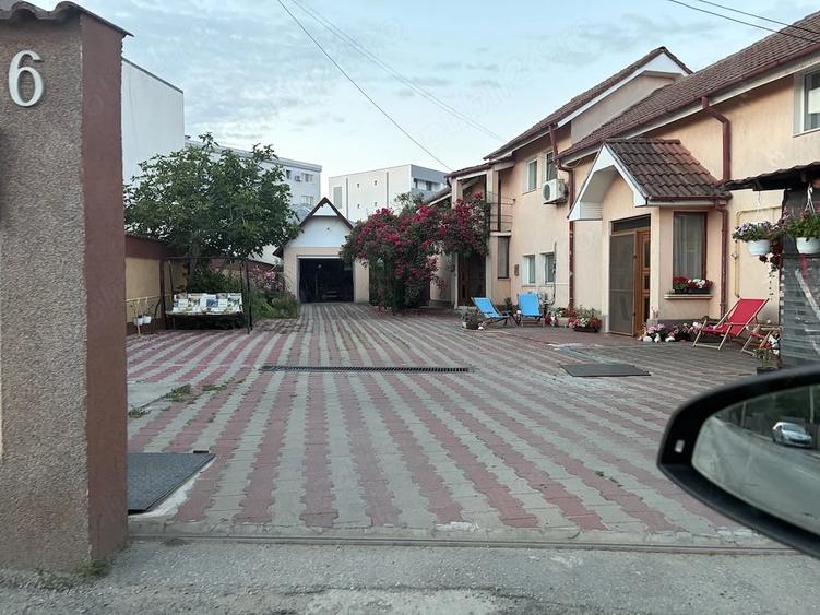 Casă cu 3 camere cu Teren 650 Mp în Central