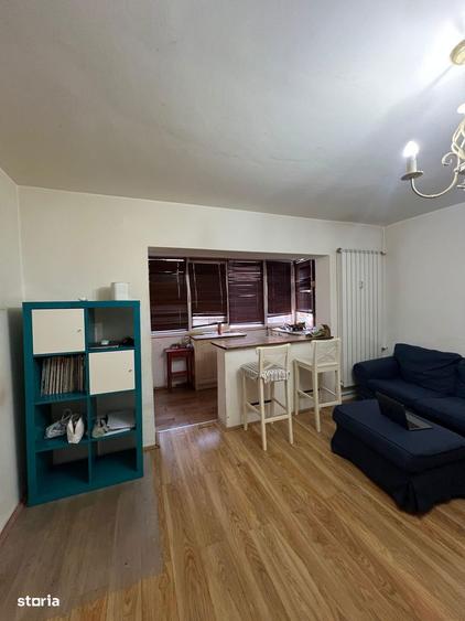 Apartament cu 3 camere semidecomandat, mobilat în Simion Bărnuțiu