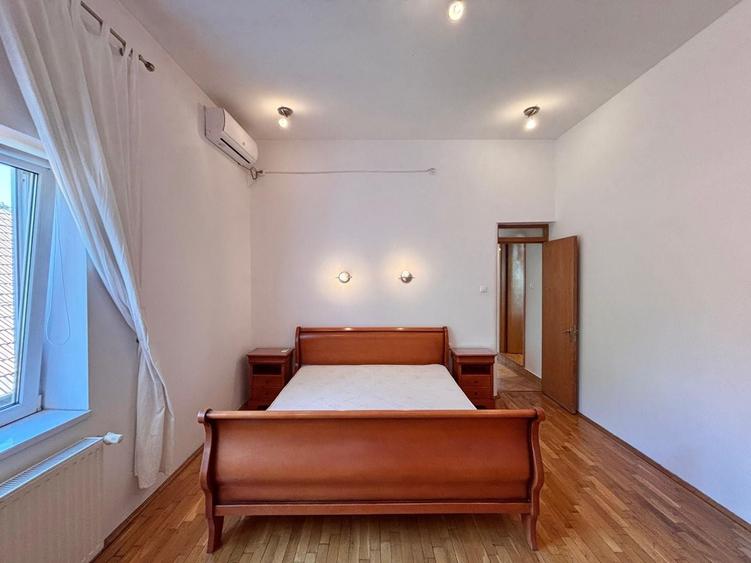 Apartament cu 3 camere, mobilat în Primăverii