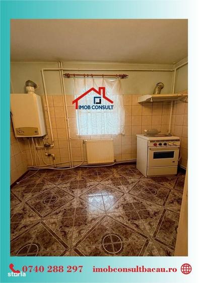 Apartament cu 3 camere semidecomandat în Banca Națională