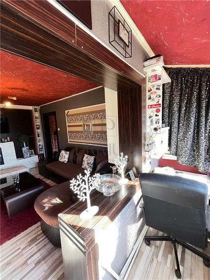 Apartament cu 2 camere semidecomandat, mobilat în Bucovina