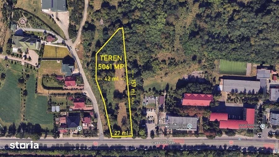 Teren de 5061 mp, în Traian