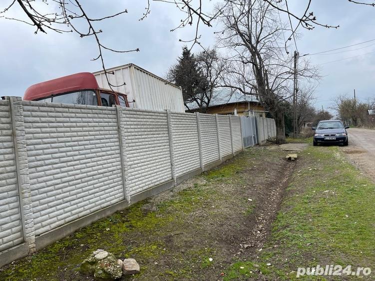 Teren de 1800 mp, în Coșoveni