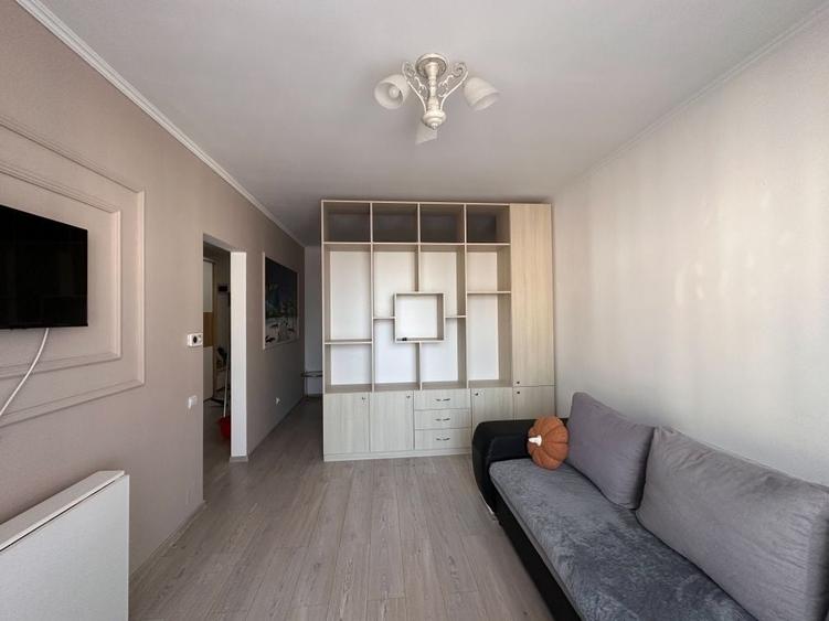 Apartament cu 2 camere decomandat în Florești