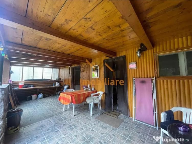 Casă cu 6 camere cu Teren 325 Mp în Remeți