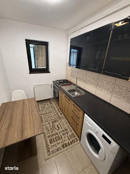 Garsonieră decomandată în Central