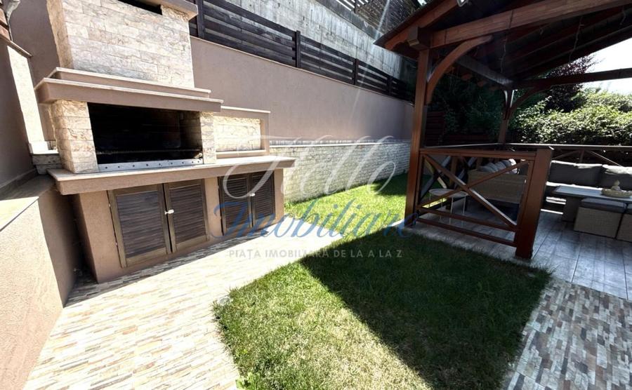 Duplex cu 4 camere cu Garaj în Florești