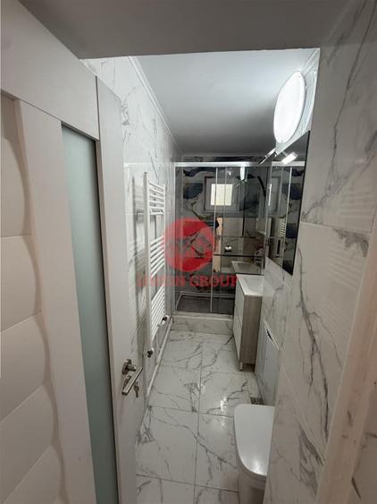 Apartament cu 3 camere semidecomandat în Tomis Nord