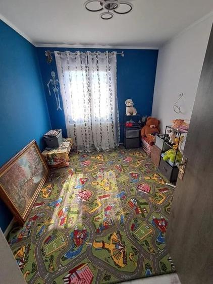 Casă cu Teren 500 Mp în Craiovei