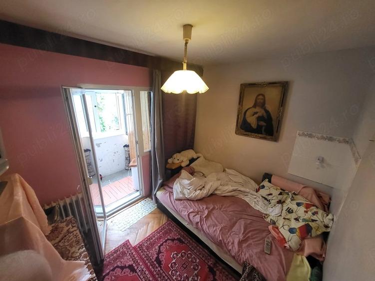 Apartament cu 4 camere decomandat în Mărăști