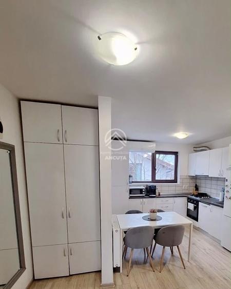 Apartament cu 2 camere semidecomandat în Borhanci