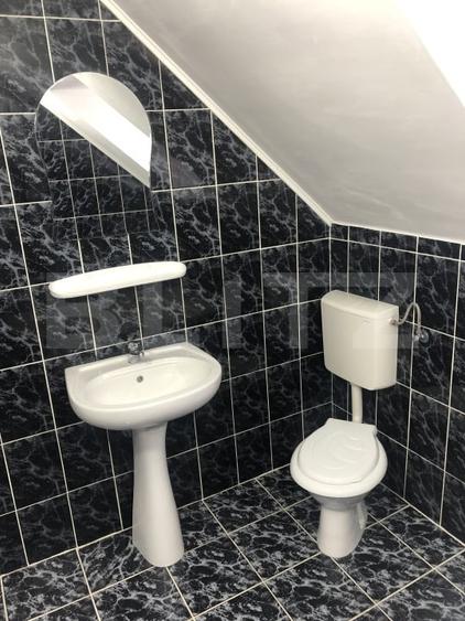 Casă individuală cu 4 camere cu Canalizare în Chețani